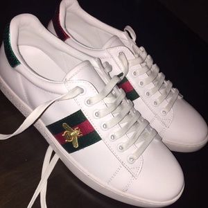 Gucci Embroidered sneakers Bee